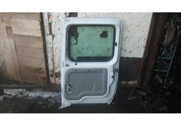 Дверка бокова здвижна права Renault Kangoo, 2003-2008р 